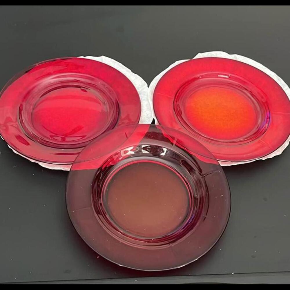 Arcoroc France Classique Ruby Red Flat Rim 8 1/2" Dessert Plates Set 3